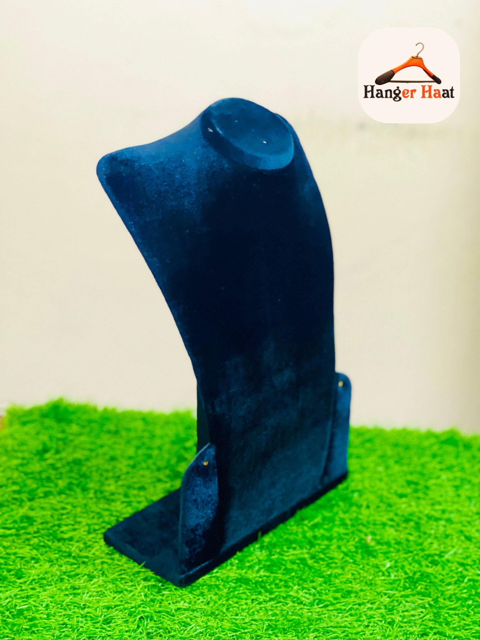 Mhokmol Necklace Holder