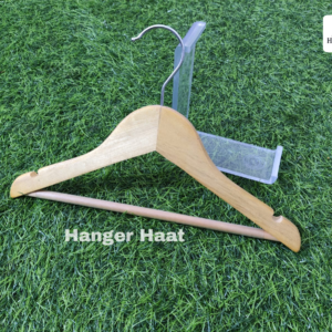 China Baby Wood Hanger